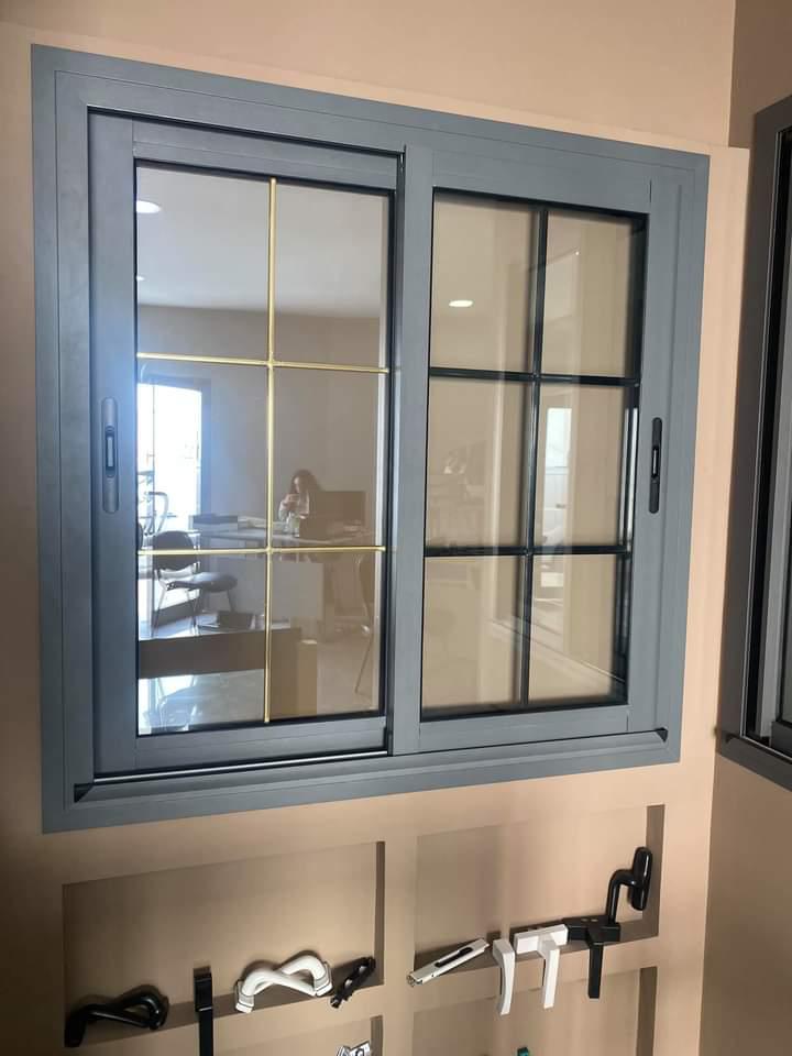Fenêtre en aluminium